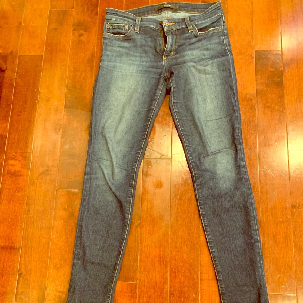 Medium wash petite skinny